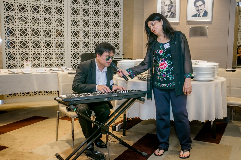SENsational founder Faride Shroff asking questions to a visually impaired musician